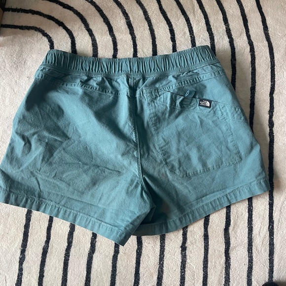Both face hiking shorts - Picture 2 of 5